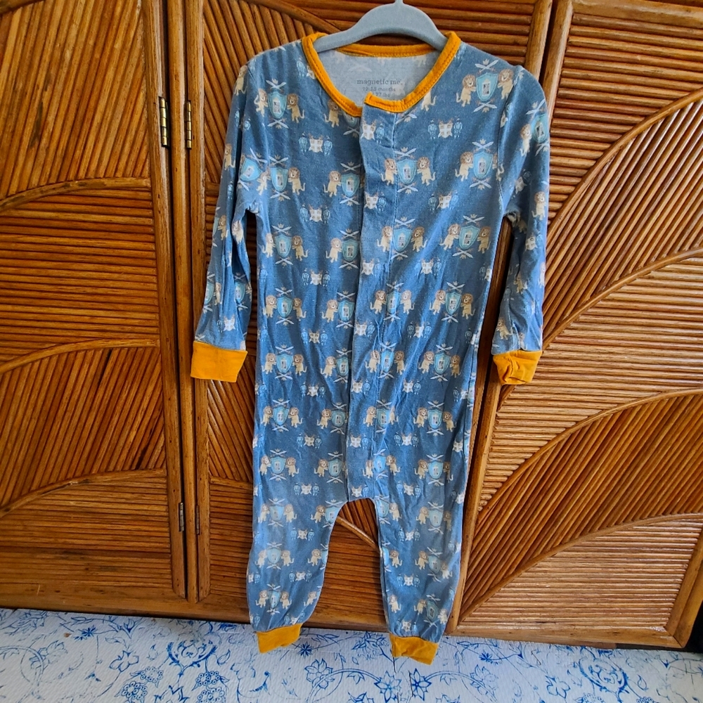 Magnetic me Romper 12-18 months